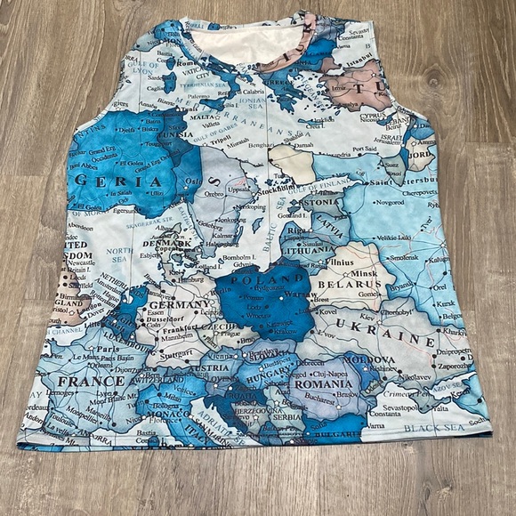 Tops - Globe shirt • SZ. 5X